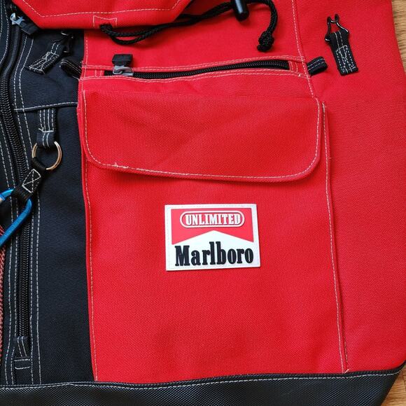 Vintage Marlboro Unlimited Large Red Sling Duffle Bag Cinch Bag Hiking READ - Picture 2 of 15